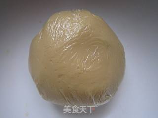 广式豆沙月饼的做法步骤:7