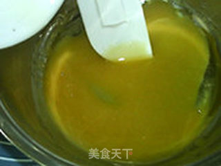 莲蓉蛋黄月饼的做法步骤:4