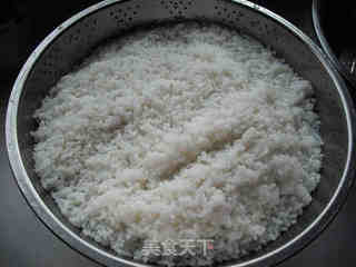 地道川渝美味——箜腊肉豌豆饭的做法步骤:2