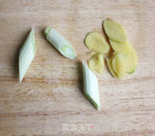 红烧鸡中翅的做法步骤：3