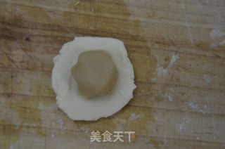 酥皮月饼的做法步骤：7