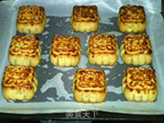 莲蓉蛋黄月饼的做法步骤:29