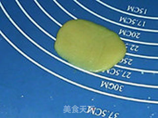 奶香菠萝月饼的做法步骤:12