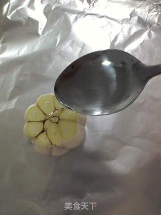 迷迭香烤大蒜的做法步骤:3