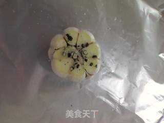 迷迭香烤大蒜的做法步骤:4