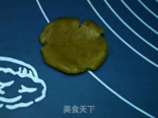菠萝莲蓉月饼的做法步骤:9