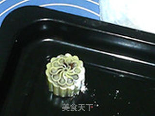 豆沙月饼的做法步骤:18