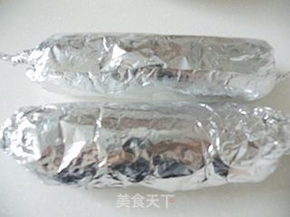 换个花样吃鸡腿---鲜香鸡肉卷的做法步骤:5