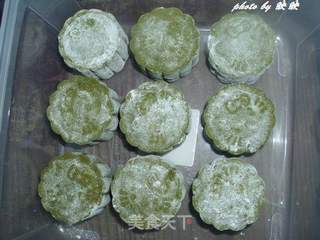 抹茶冰皮月饼的做法步骤:12