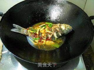 家常如意豆瓣鲫鱼的做法步骤:9
