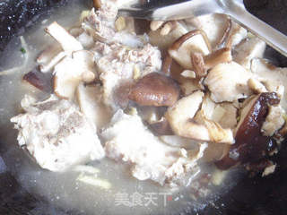 炖出来的美味——【香菇豆腐排骨汤】的做法步骤：10