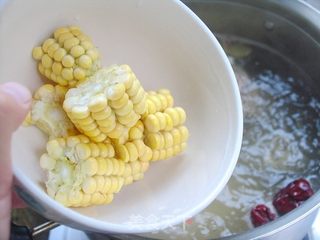 改变源自热爱——玉米山药大骨汤的做法步骤:9