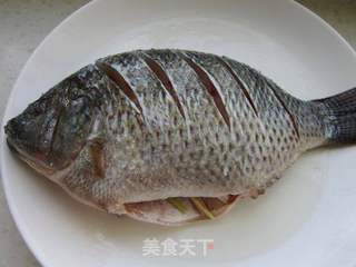 清蒸罗非鱼的做法步骤:5