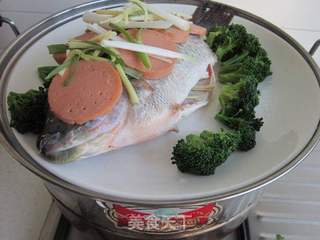 清蒸罗非鱼的做法步骤：7
