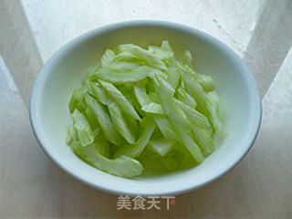 芹香回锅肉的做法步骤:6