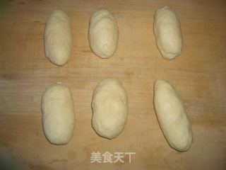 肠仔包的做法步骤：5