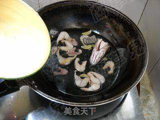 苹果炖生鱼的做法步骤:6