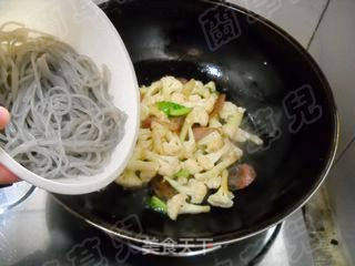 腊味菜花粉丝煲的做法步骤:9