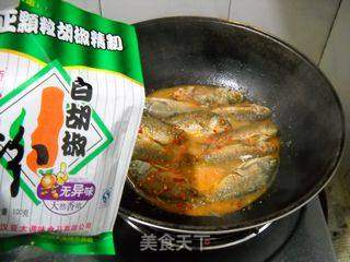 韩式辣白菜炖鲫鱼的做法步骤:9