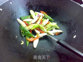 京葱爆牛肉的做法步骤:7