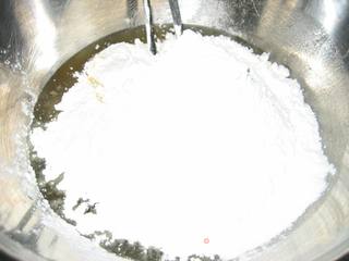 紫薯月饼的做法步骤：2