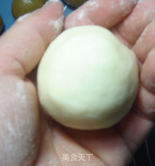 做月饼迎中秋——【白莲蓉冰皮月饼】的做法步骤：8