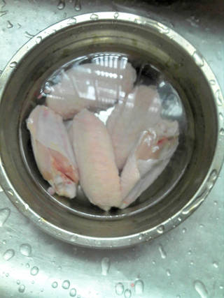 零失败-家中美味做新奥尔良烤翅的做法步骤:2