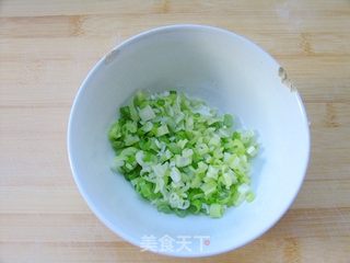 营养美味两不误——山药葱油饼的做法步骤:5