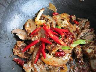 干锅牛头肉——新疆味道的做法步骤:9