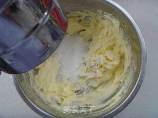 小菊花饼干的做法步骤:4