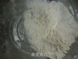 莲蓉蛋黄苏式月饼的做法步骤：3