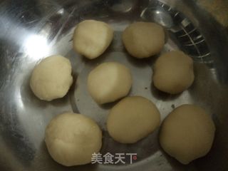 莲蓉蛋黄苏式月饼的做法步骤：13