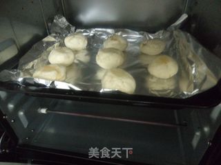 莲蓉蛋黄苏式月饼的做法步骤：18