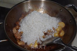 变着花样吃米饭。。。猪肉芋头饭的做法步骤：11