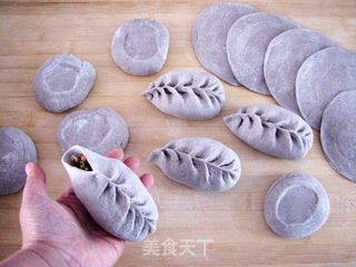 黑米面麦穗素馅包的做法步骤：8