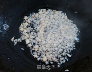 蒜蓉烤生蚝的做法步骤:2