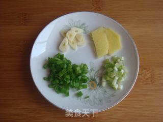 蚝油鸡腿菇的做法步骤：2