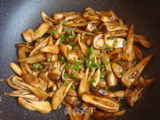 蚝油鸡腿菇的做法步骤：6