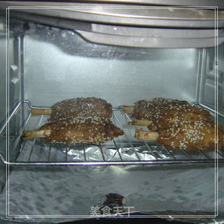 季节改变饮食也随之改变-----五香烤寸骨的做法步骤：8