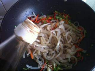 酸辣猪肉皮的做法步骤：9
