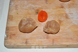 莲蓉蛋黄月饼的做法步骤:5