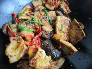 干锅豆腐的做法步骤：13