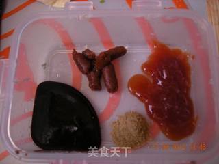 电饭锅里出“凤凰”~~像煎饼果子的好味酱饼的做法步骤：4