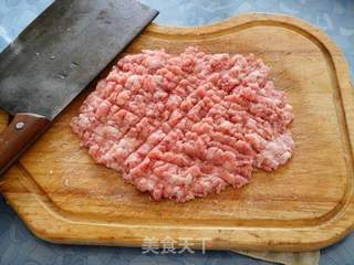 冬瓜猪肉水饺的做法步骤：1