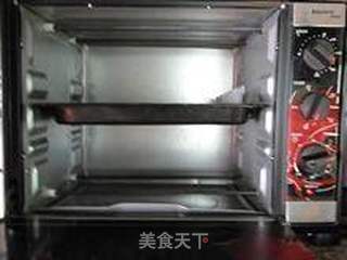 给剩米饭一个华丽的展示舞台----海苔烤米饼的做法步骤:8