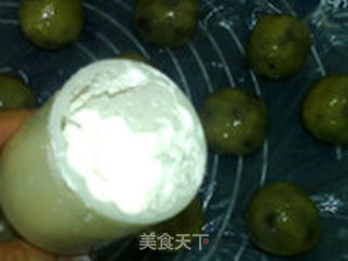 豆沙蛋黄月饼的做法步骤:21
