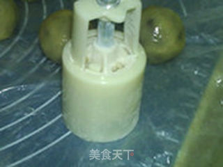 豆沙蛋黄月饼的做法步骤:23