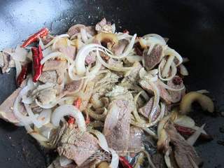 爆炒牛头肉——新疆味道的做法步骤:9