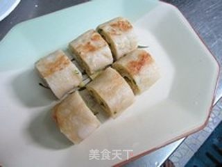 【营养早餐】虾皮鸡蛋卷的做法步骤:8