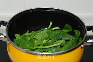 松仁菠菜卷的做法步骤:3